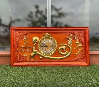đồng hồ gỗ chữ lộc khung trơn dát vàng 41x81cm