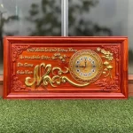 tranh đồng hồ chữ nhẫn khung trơn dát vàng 41x81cm