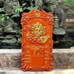 tranh gỗ treo lịch di lặc gánh bao tiền dát vàng