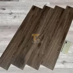 sàn nhựa giả gỗ màu đen