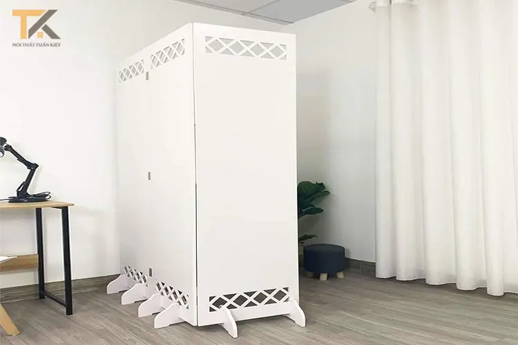 bình phong spa kín