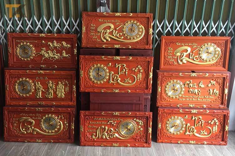 đồng hồ gỗ treo tường hình chữ nhật